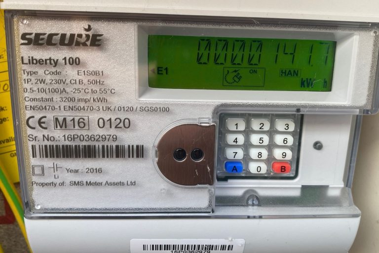 Are Smart Meters Worth It? Honest UK Pros and Cons (UK Guide)
